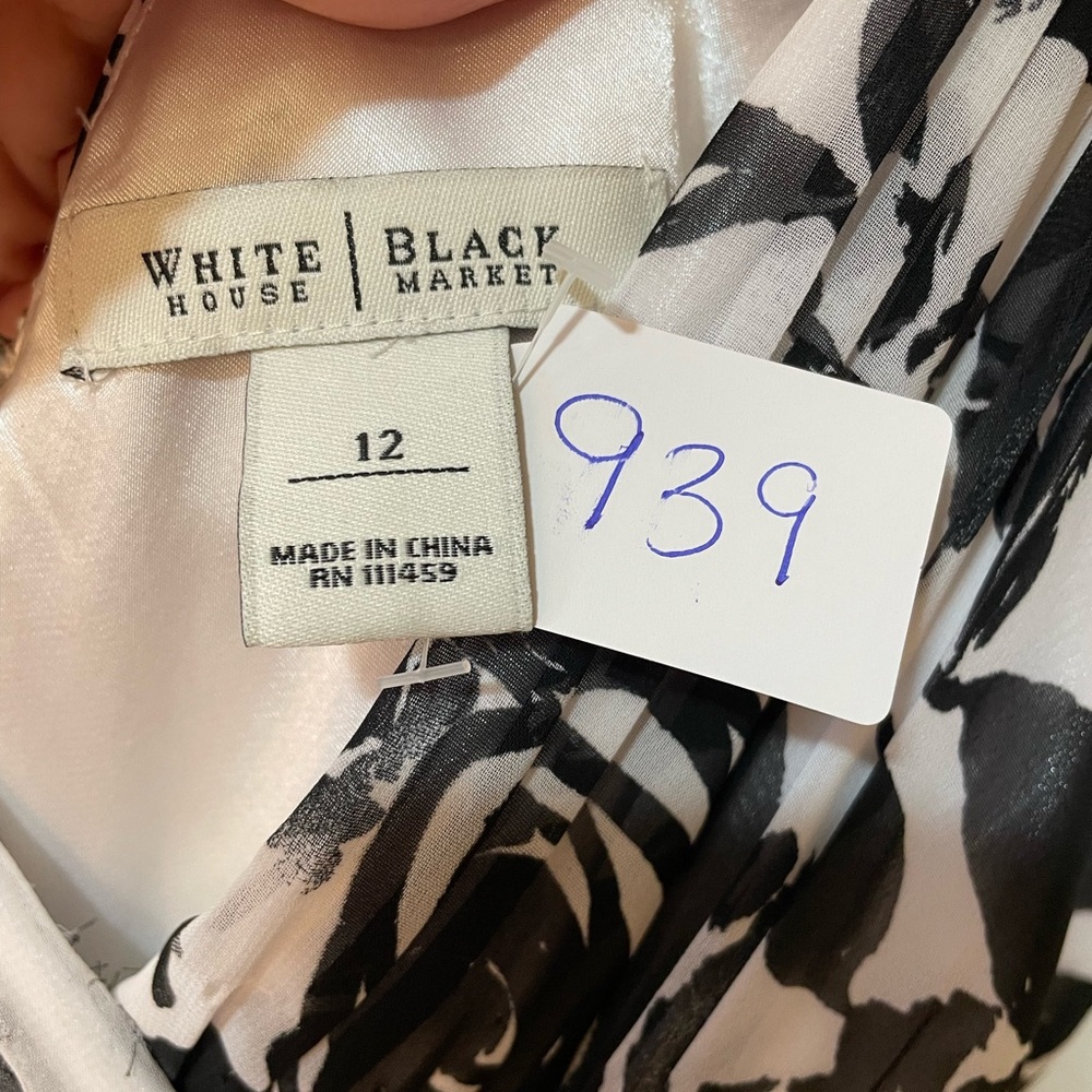 White House Black Market Black and White Floral Surplice Maxi Dress - Picture 7 of 7